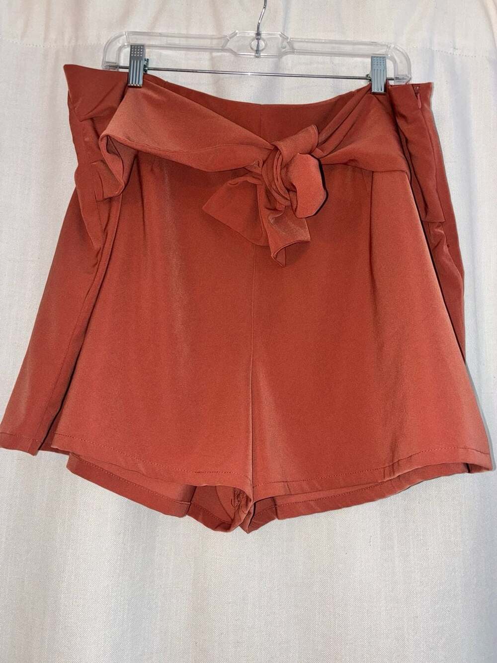 Forever 21+ Women's Chestnut Woven Tie-Front Shorts Size 2X